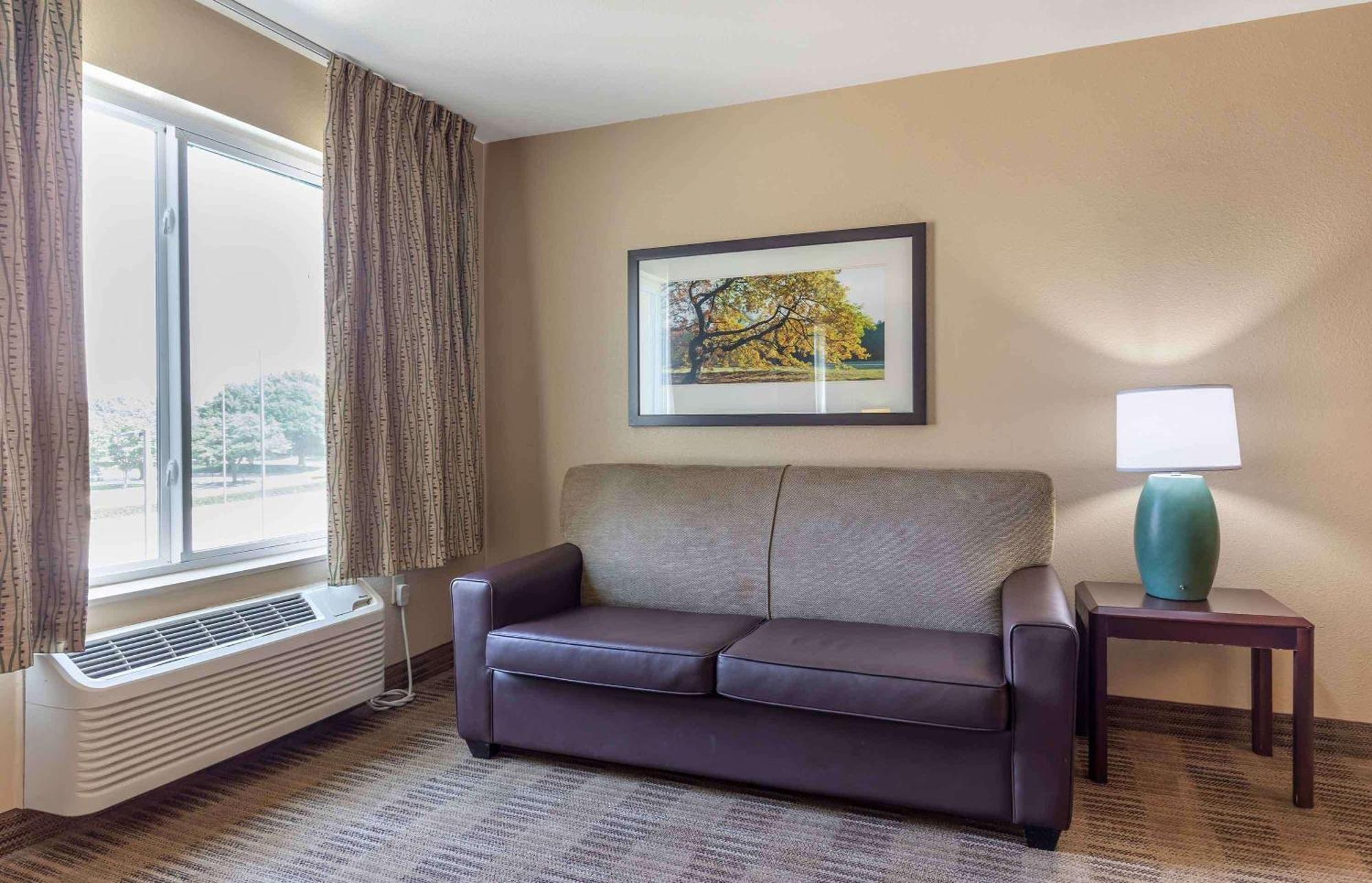 Extended Stay America Suites - Dallas - Las Colinas - Carnaby St Irving Esterno foto