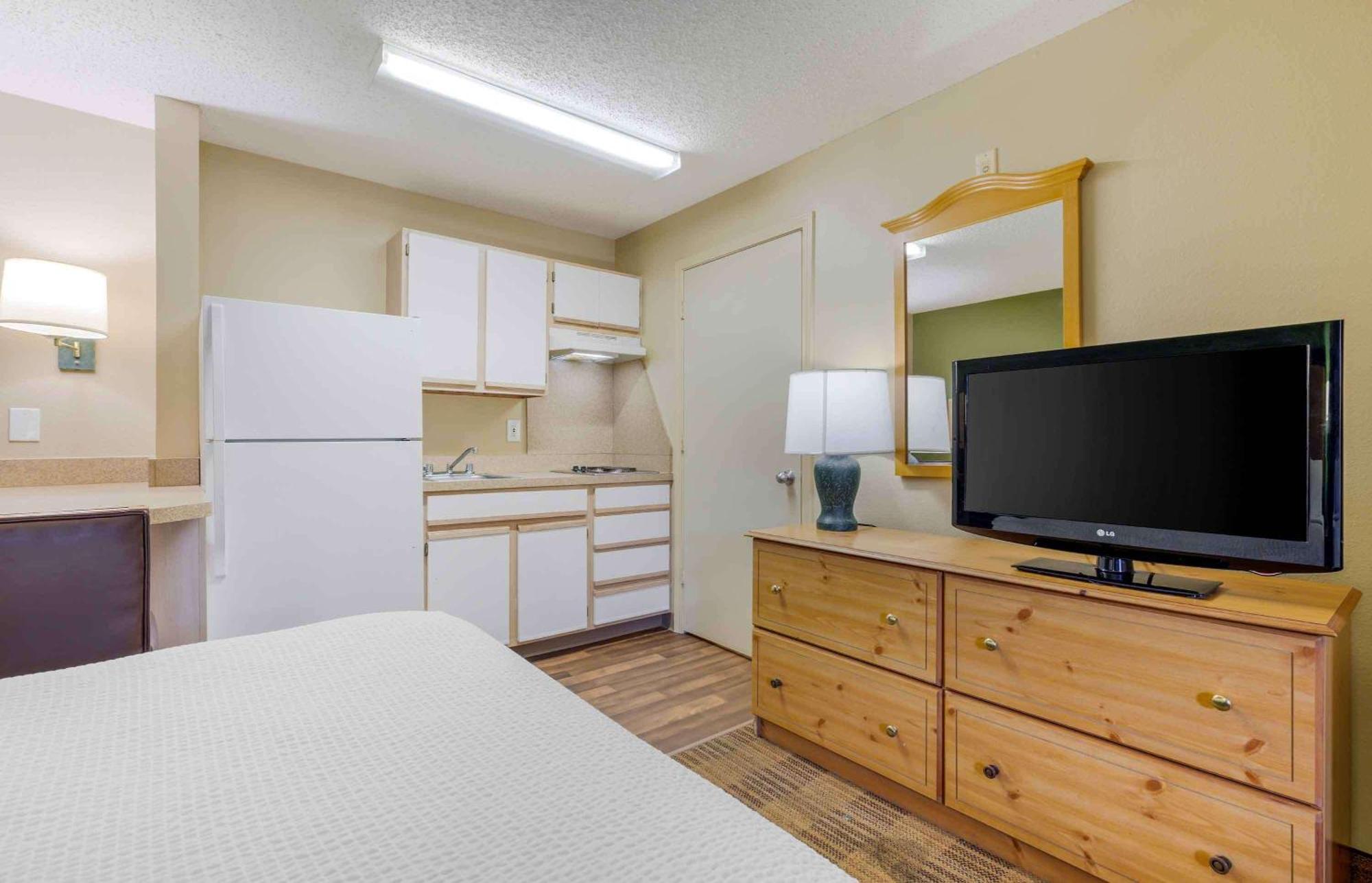 Extended Stay America Suites - Dallas - Las Colinas - Carnaby St Irving Esterno foto