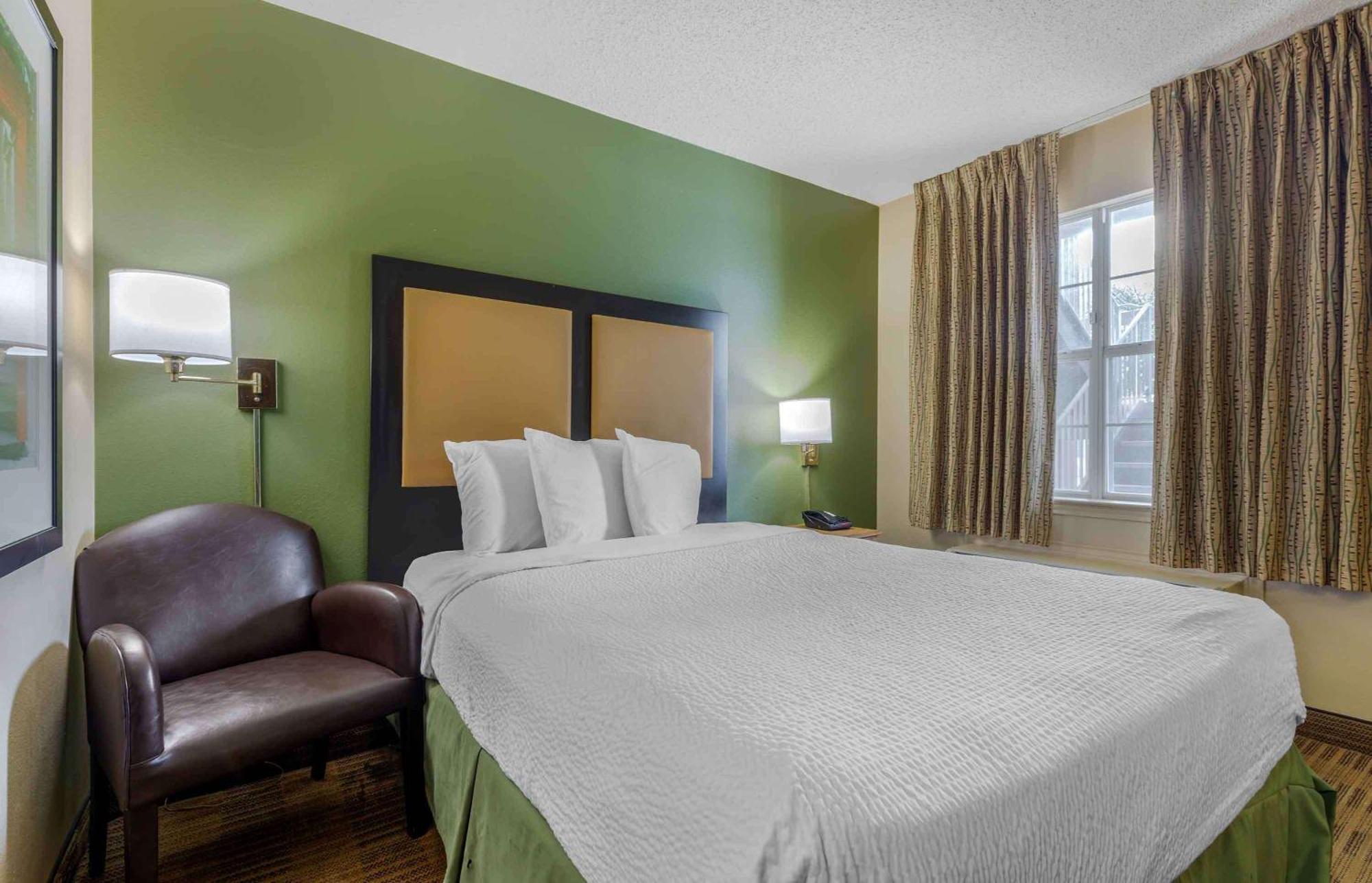 Extended Stay America Suites - Dallas - Las Colinas - Carnaby St Irving Esterno foto