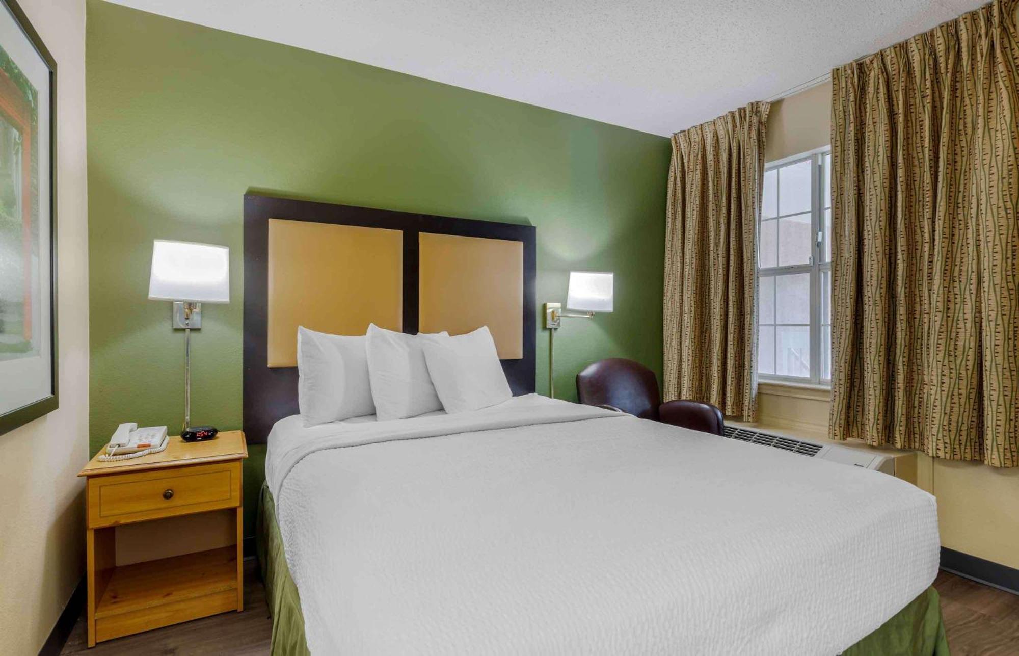 Extended Stay America Suites - Dallas - Las Colinas - Carnaby St Irving Esterno foto